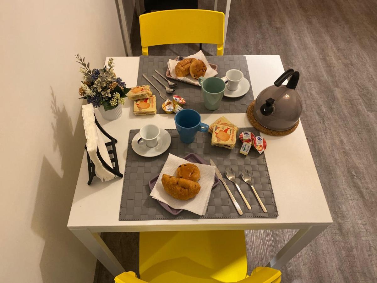 B&B La Grancia Chiaravalle Marche Exteriör bild